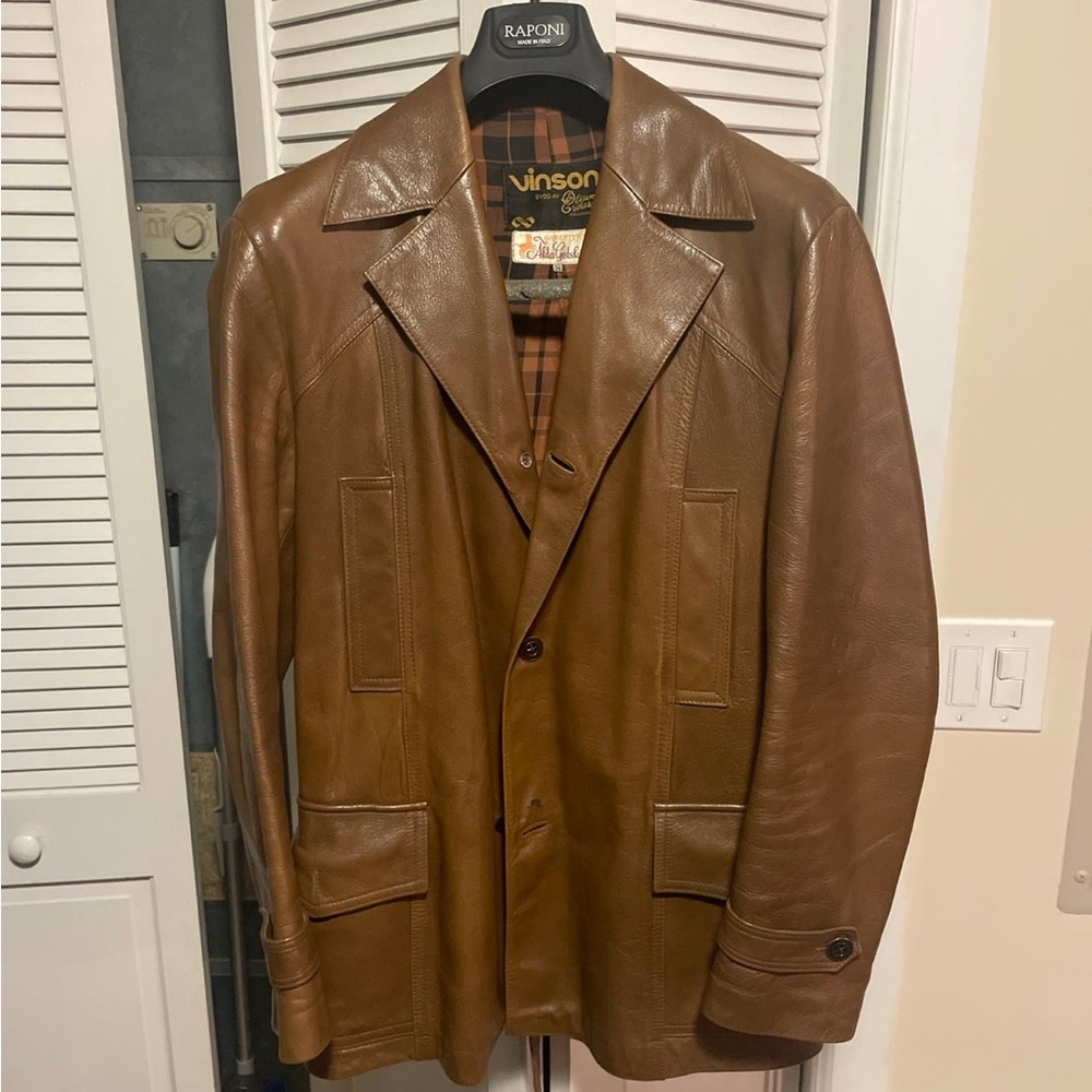 70’s leather jacket flawless